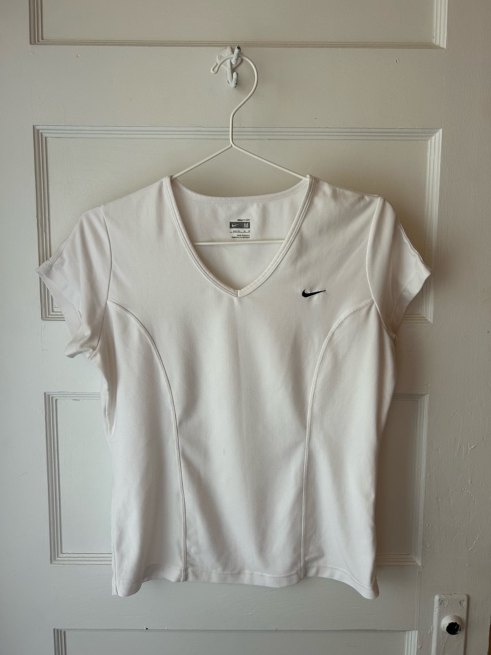 Nike Women’s White V-Neck Short Sleeve Performance Tee